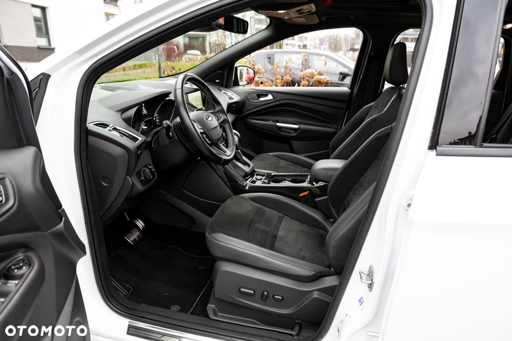 Ford Kuga 2.0 TDCi 4x4 ST-Line - 17