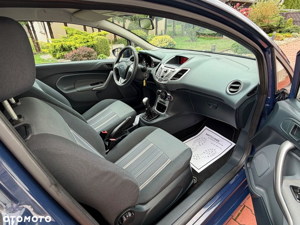Ford Fiesta - 23
