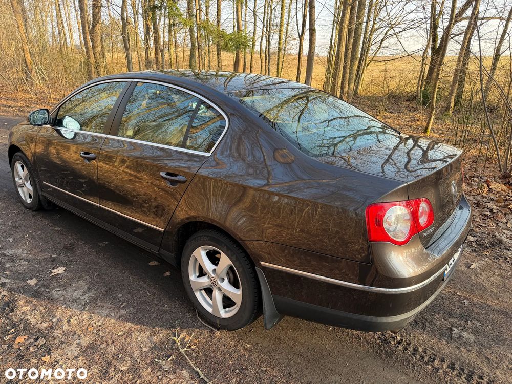 Volkswagen Passat 1.4 TSI Comfortline - 2