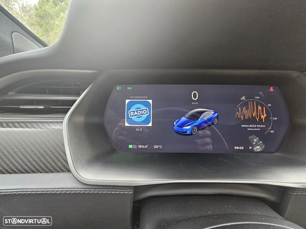 Tesla Model S - 15
