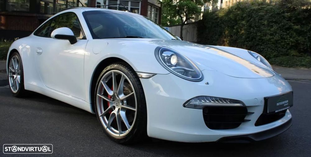 Porsche 911 Série F - 4