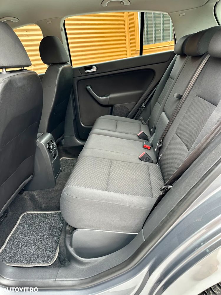 Volkswagen Golf Plus 2.0 TDI DPF Comfortline - 8