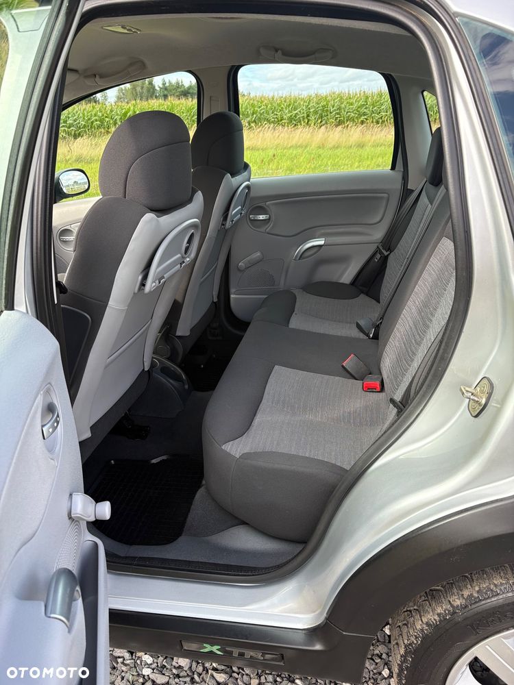 Citroën C3 1.4 16V Senso Drive X-TR - 31