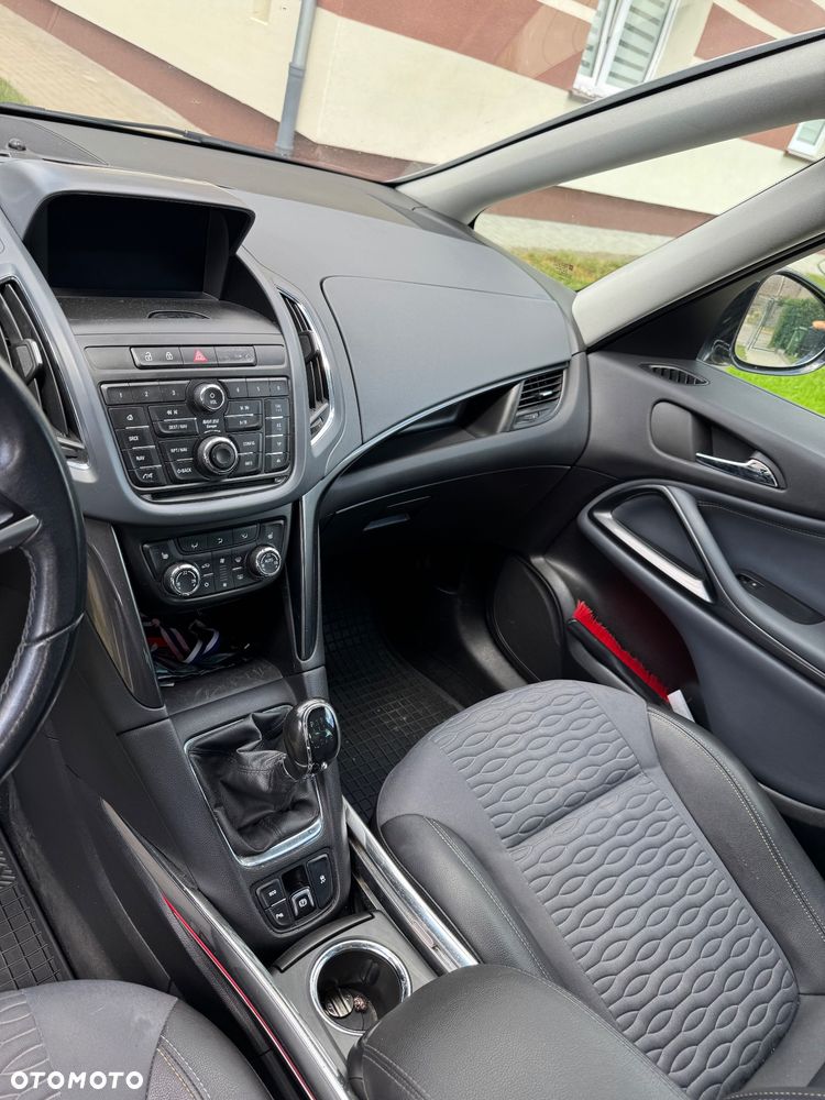 Opel Zafira 1.6 CDTI Cosmo - 8