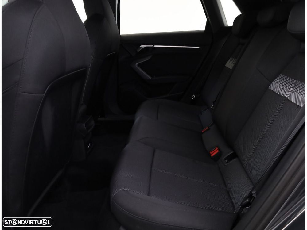 Audi A3 Sportback 30 TFSI Advanced S tronic - 10