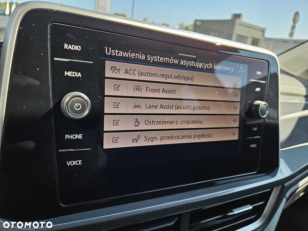 Volkswagen T-Roc - 20