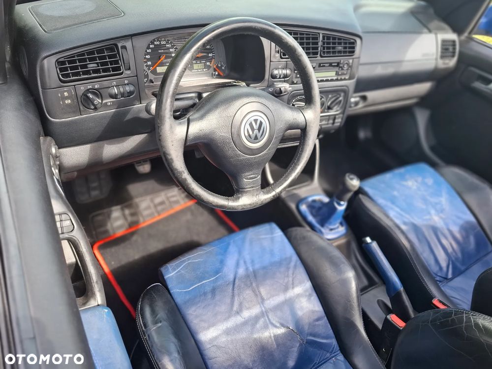 Volkswagen Golf Cabrio 1.6 - 7