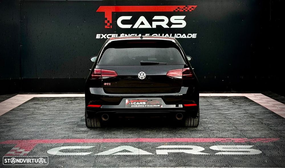 VW Golf 2.0 TSI GTi TCR DSG - 4