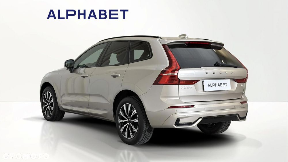 Volvo XC 60 B4 D Plus Dark - 7