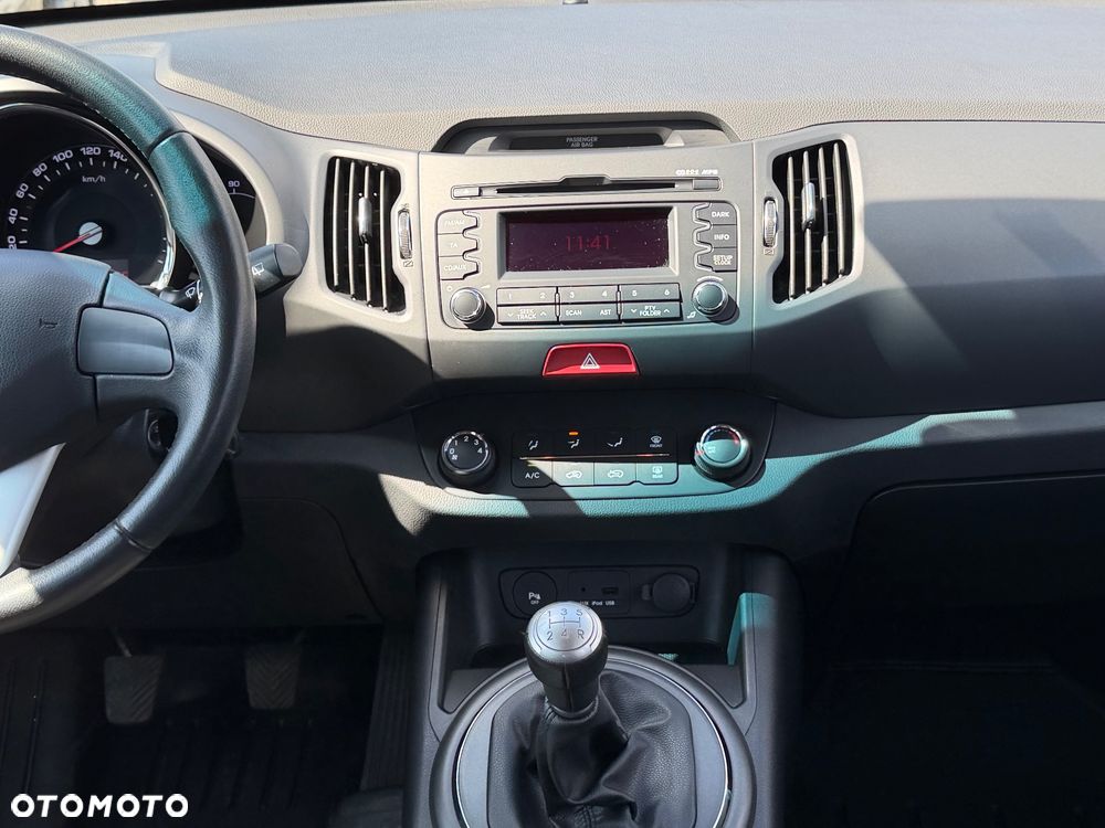 Kia Sportage 2.0 CVVT 2WD Vision - 28