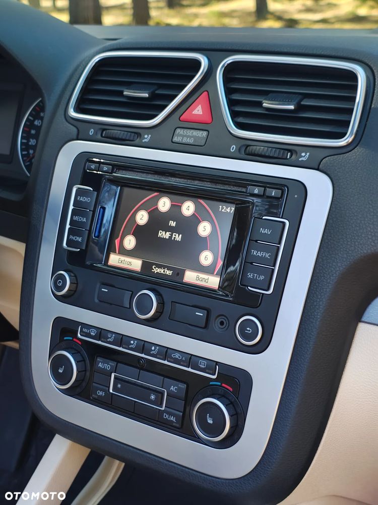 Volkswagen Eos - 24
