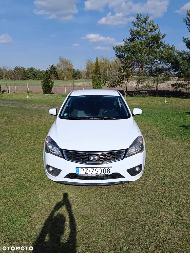 Kia Ceed 1.4 Comfort + - 7