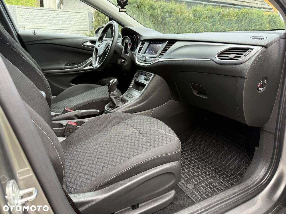 Opel Astra 1.2 T Edition S&S - 19