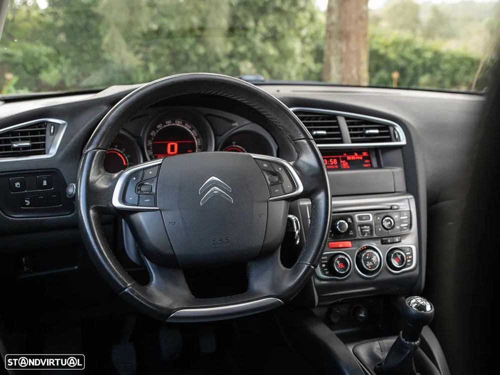 Citroën C4 1.6 HDi Attraction - 8