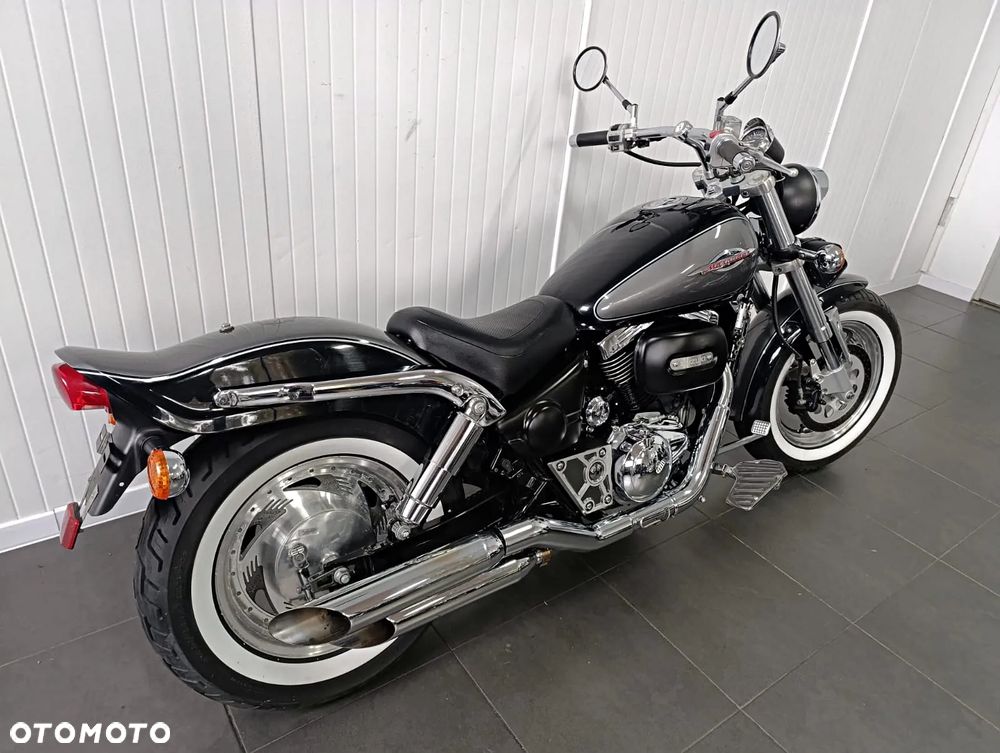 Suzuki Marauder - 3