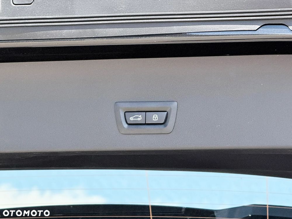 BMW X3 20 xDrive - 18