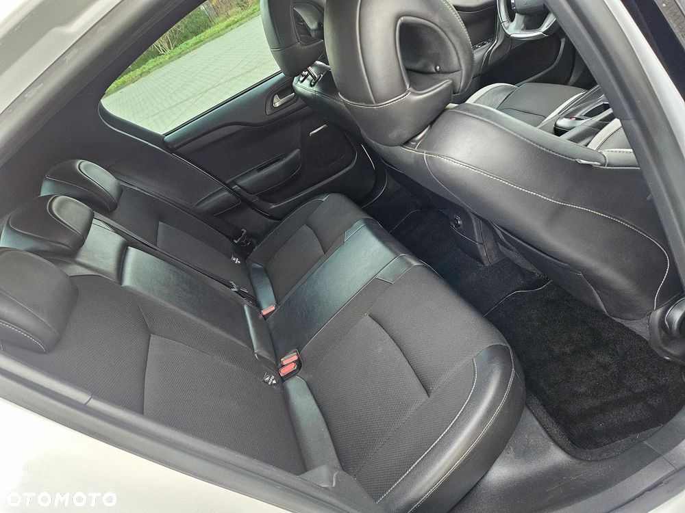 Citroën C4 VTi 120 Exclusive - 14