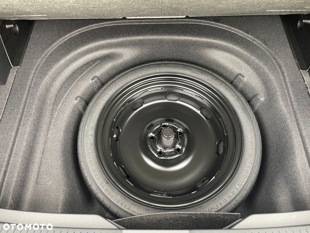Volkswagen Golf Variant - 29