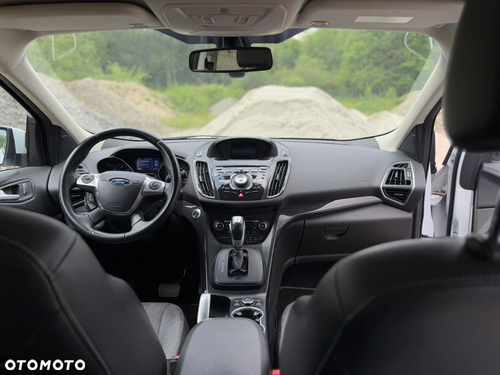 Ford Kuga 2.0 TDCi 4x4 Titanium - 31