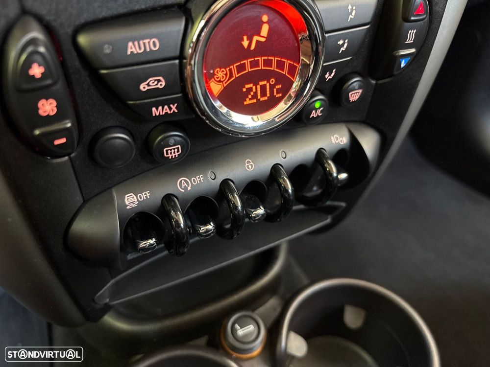 MINI Countryman One D - 23