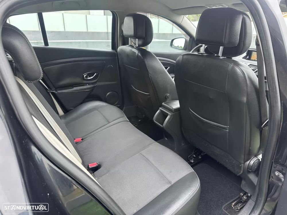 Renault Mégane 1.5 dCi Bose Edition - 32