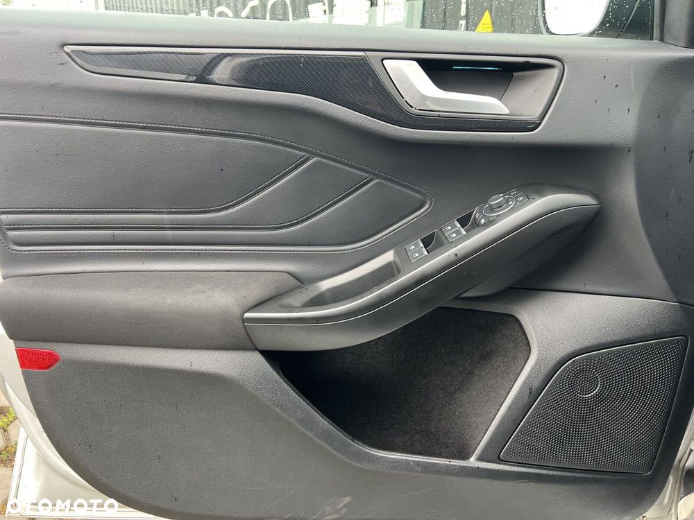 Ford Focus SW - 10