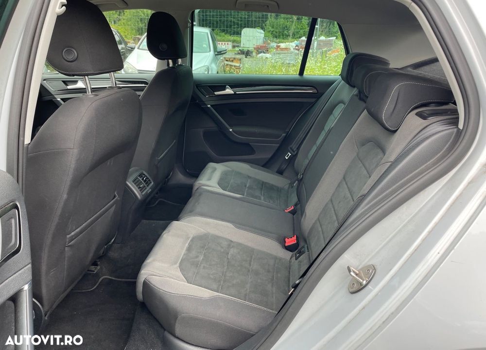 Volkswagen Golf 1.5 TSI DSG Highline - 19