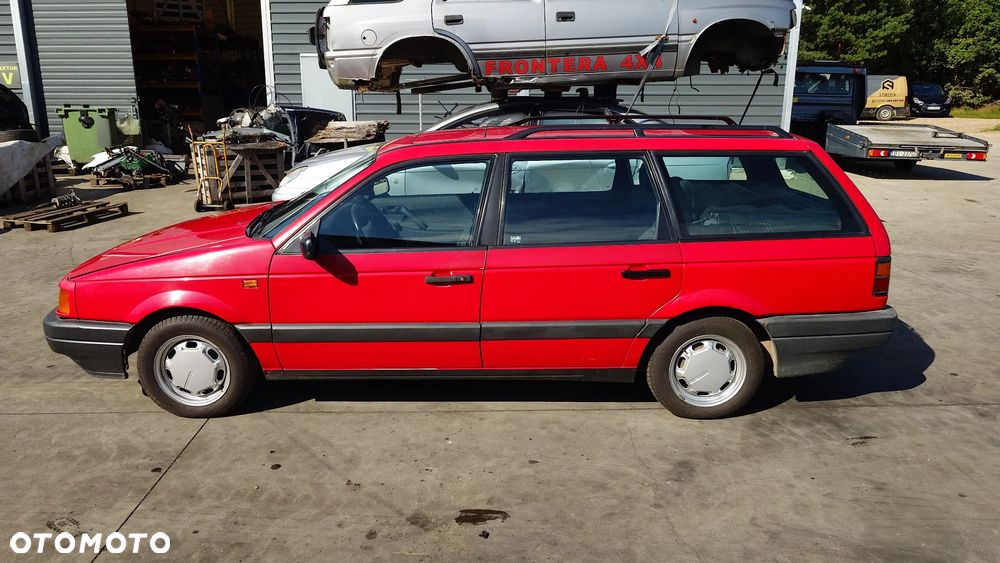 VW Passat B3 91R 1.8 66KW NA CZĘŚCI - 2