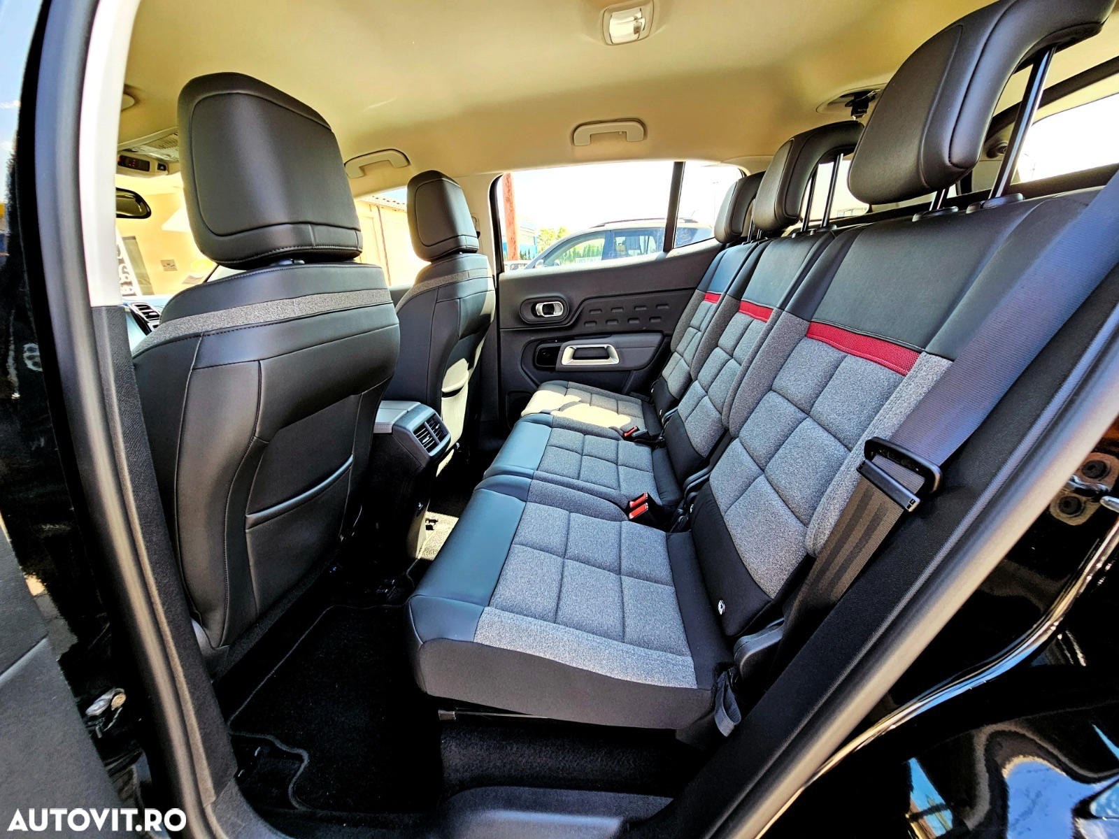 Citroën C5 Aircross 1.5 BlueHDi S&S EAT8 Shine - 17