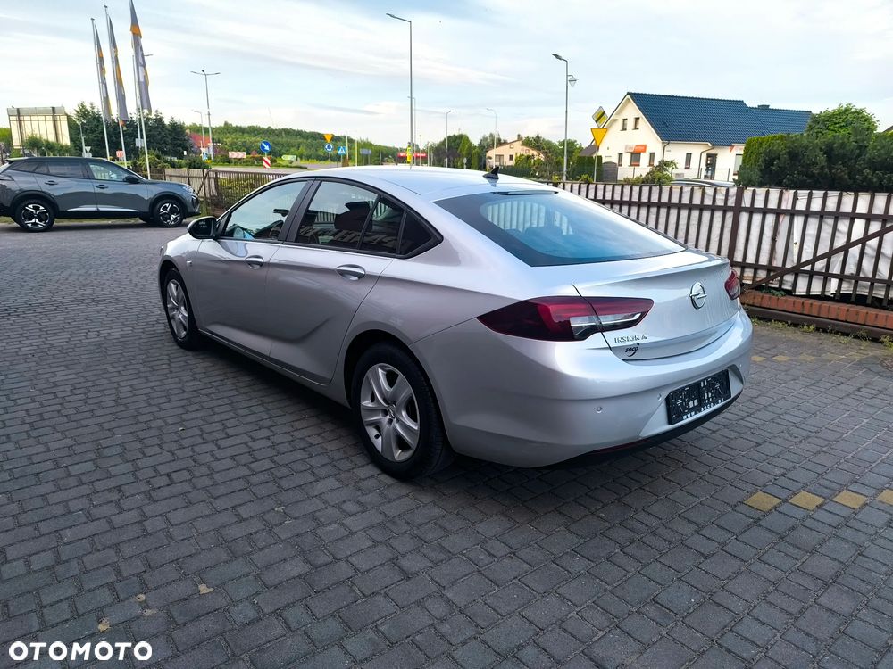 Opel Insignia - 9