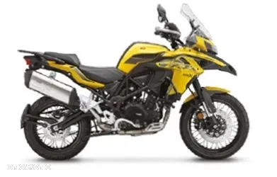 Benelli TRK 502 - 4
