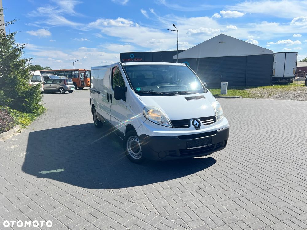 Renault Trafic - 19