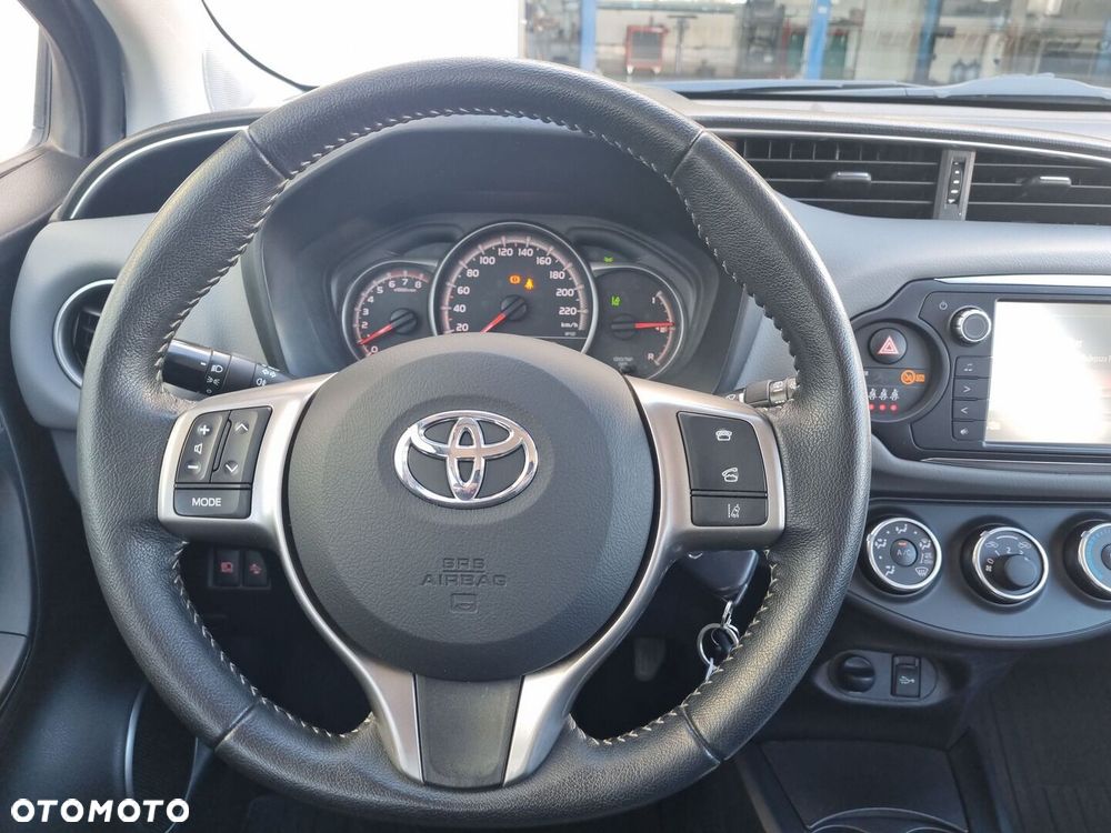 Toyota Yaris - 16