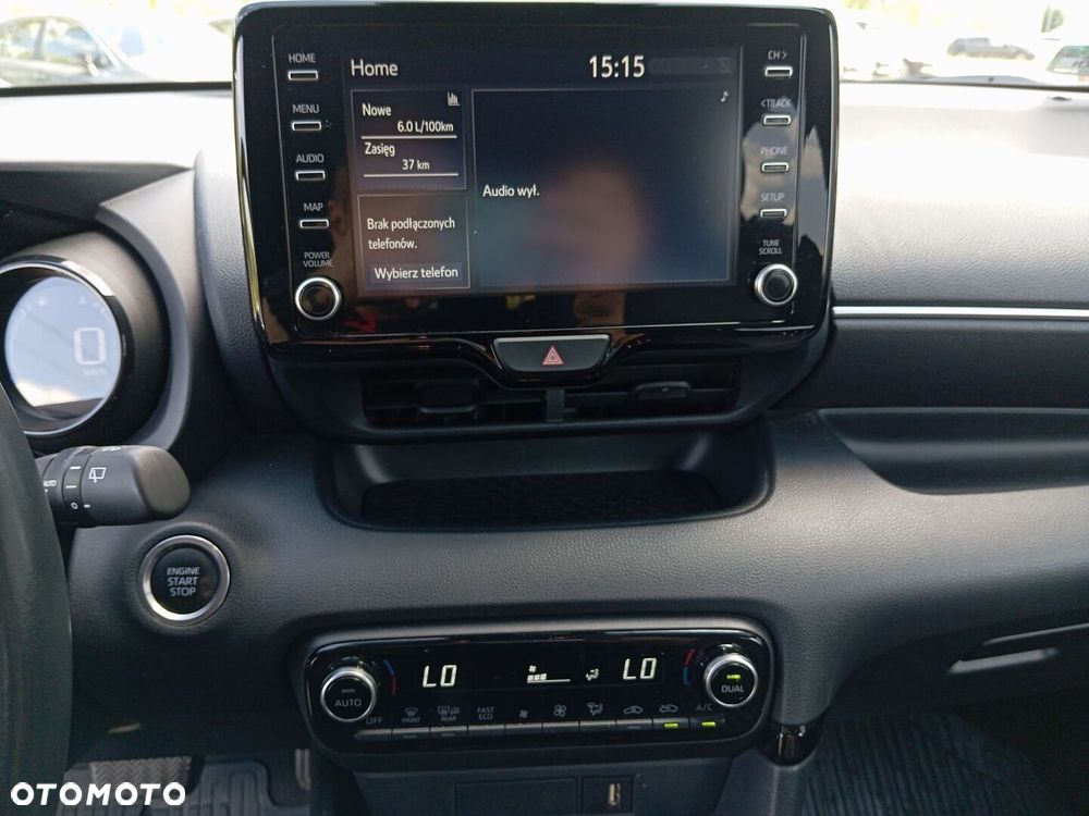 Toyota Yaris 1.5 Selection Style CVT - 16