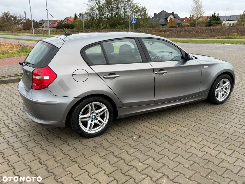 BMW Seria 1 118i - 5
