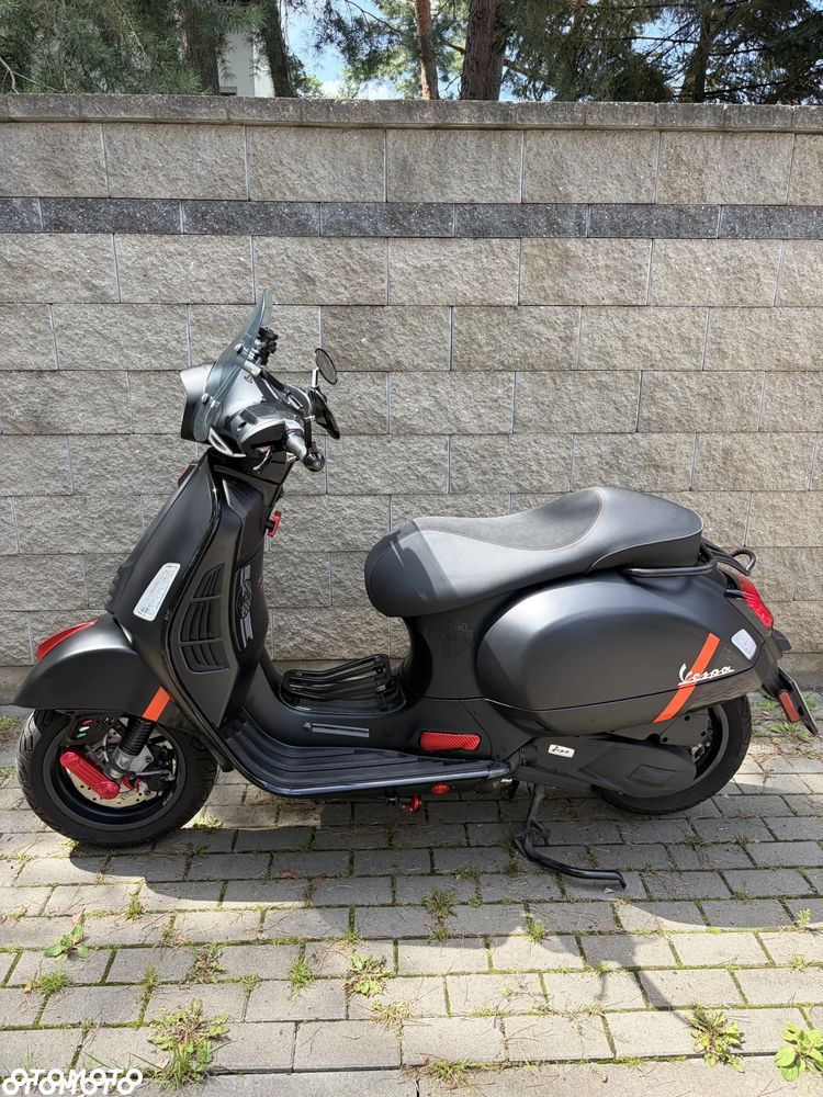Vespa GTS - 1
