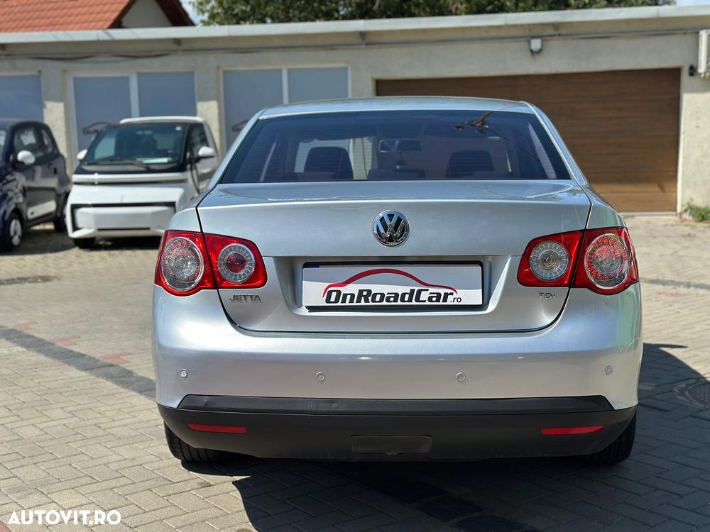 Volkswagen Jetta 1.9 TDI Comfortline - 15