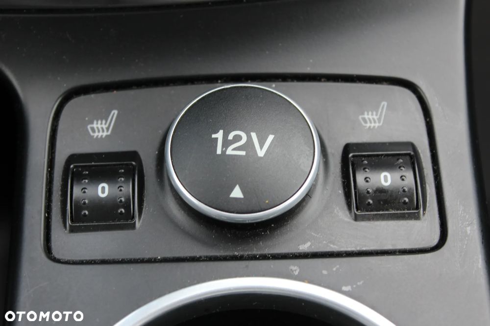 Ford Kuga 2.0 TDCi 4x4 Titanium - 27