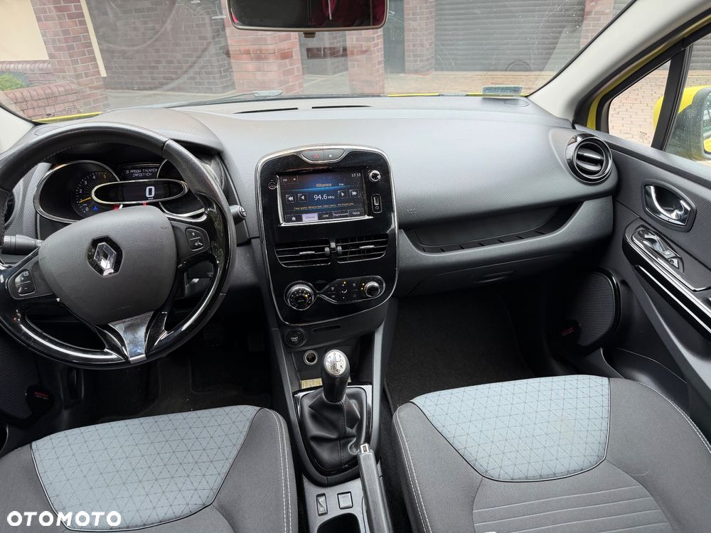 Renault Clio - 7