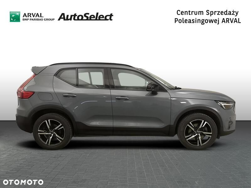Volvo XC 40 B3 Plus Dark - 7