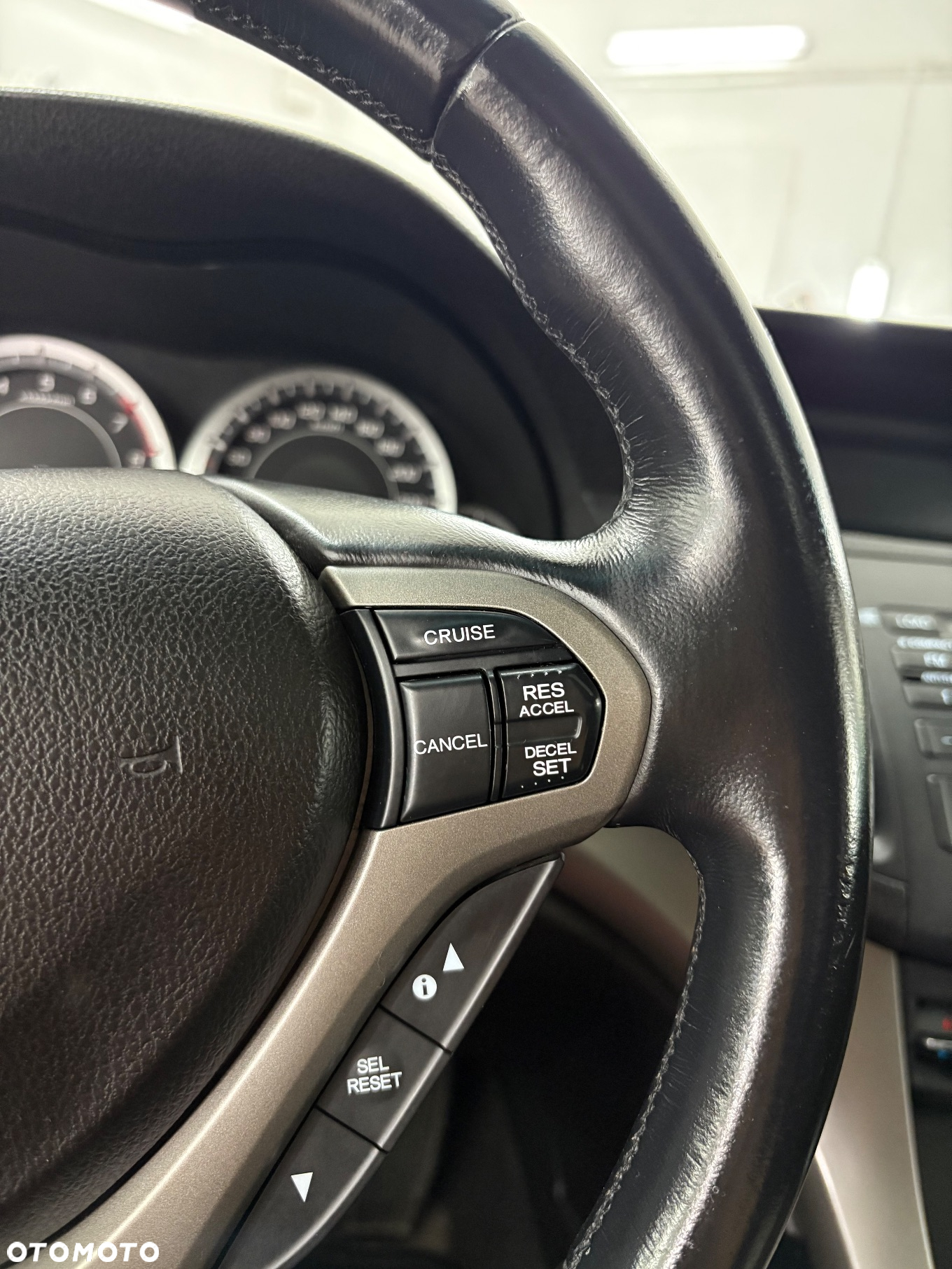Honda Accord 2.0 Executive - 13