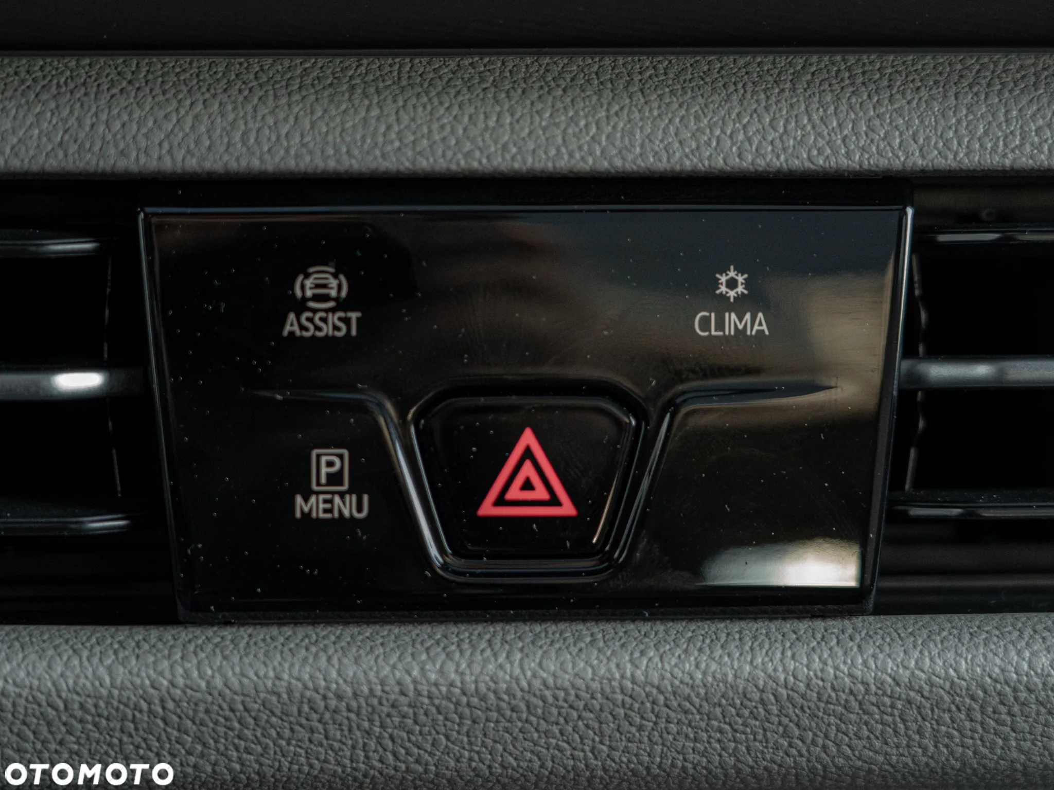 Volkswagen Multivan 2.0 TSI L2 Edition DSG - 38