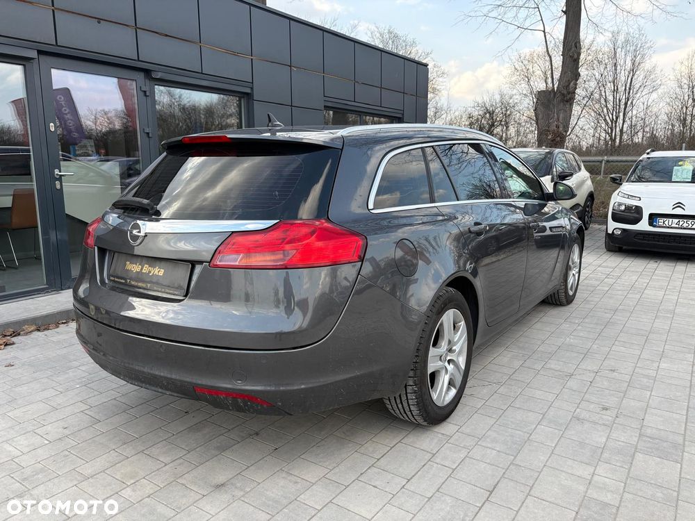 Opel Insignia 1.4 T Cosmo S&S - 4