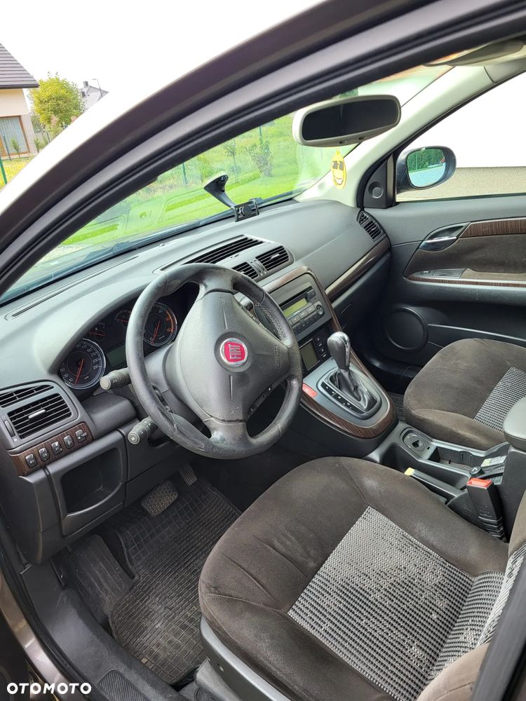 Fiat Croma 1.9 JTD Dynamic - 4