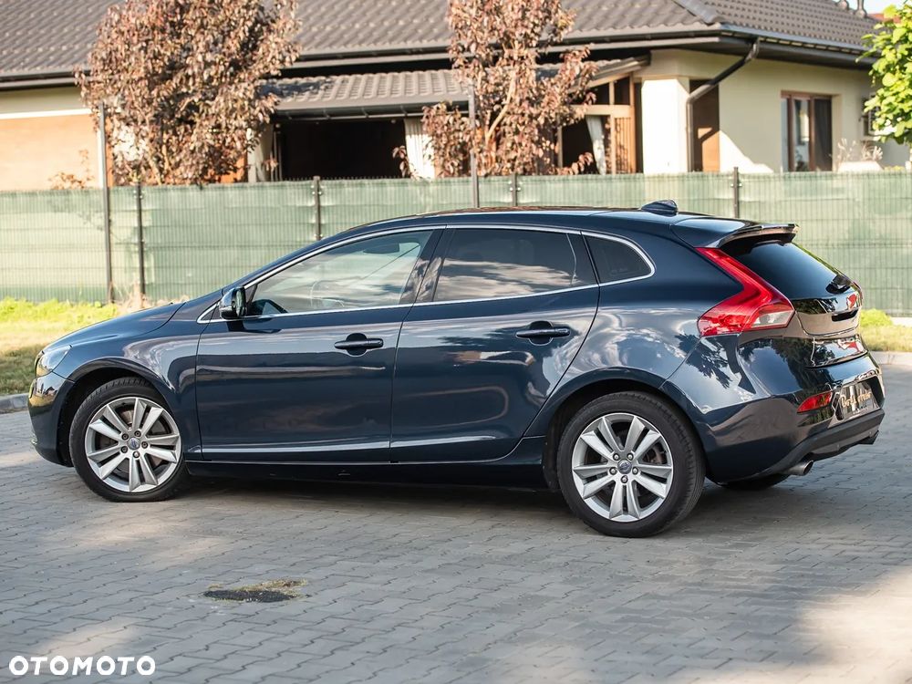 Volvo V40 D3 Geartronic Summum - 10