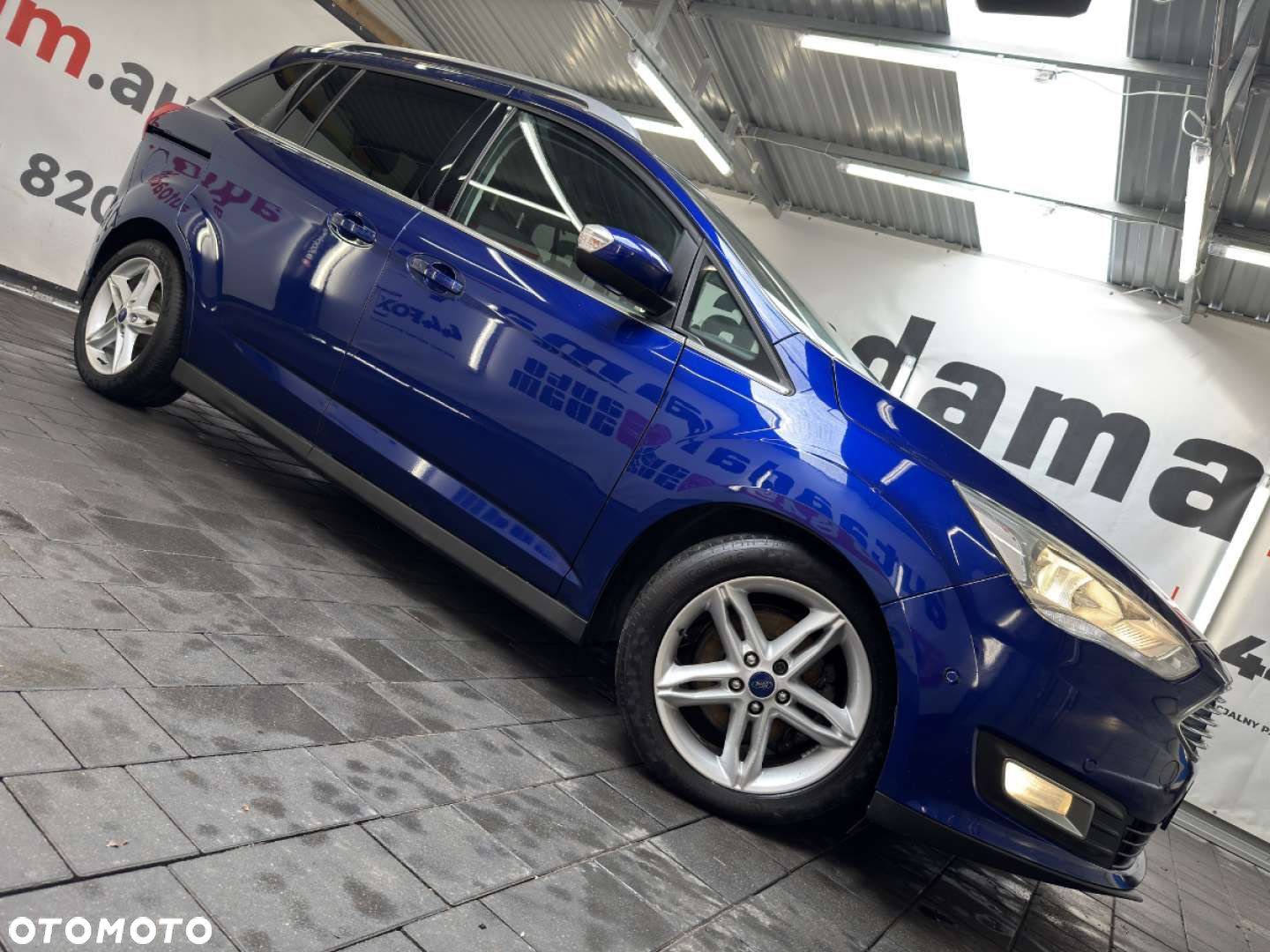 Ford Grand C-MAX - 16