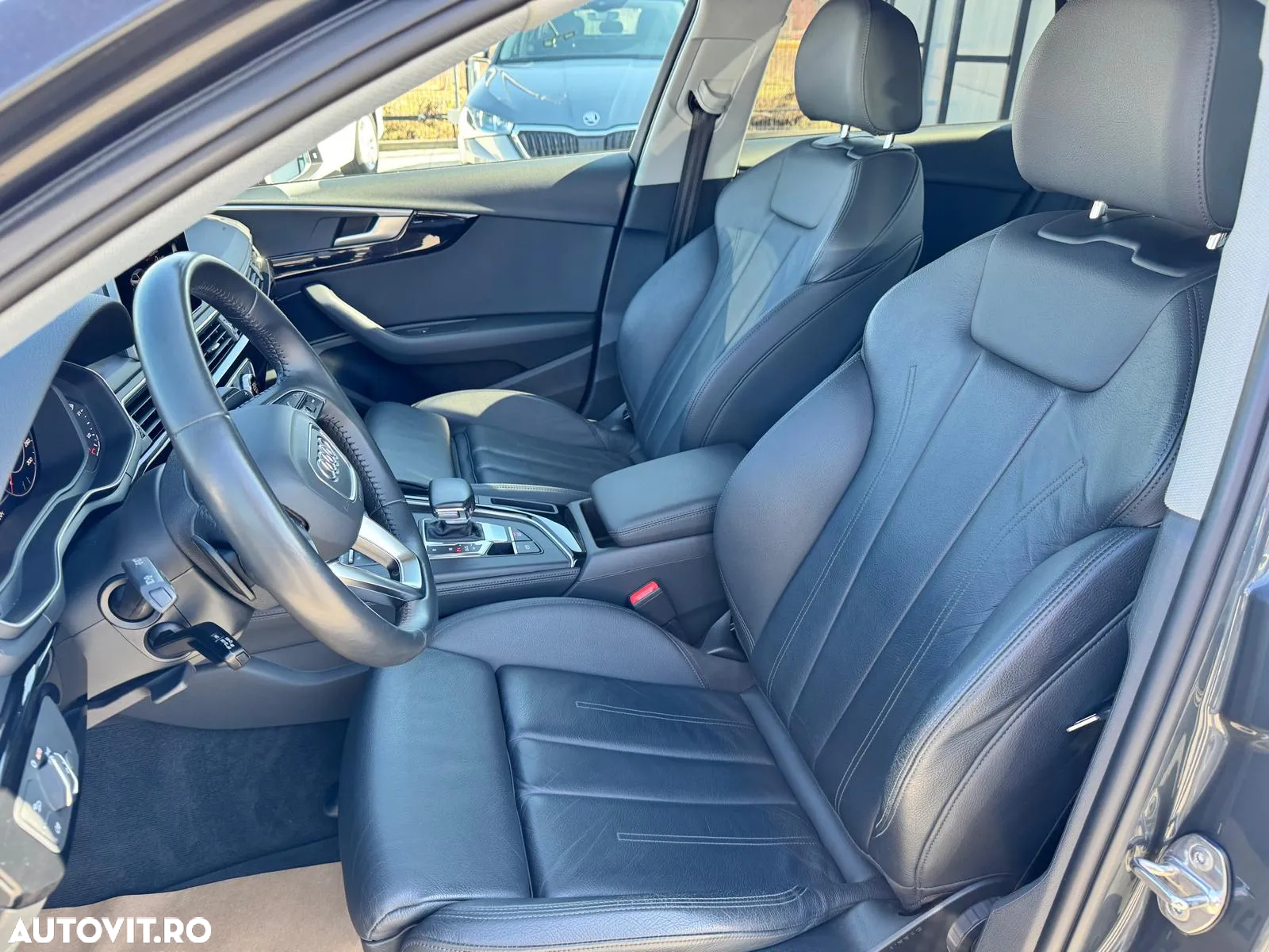 Audi A4 2.0 TDI S tronic - 29