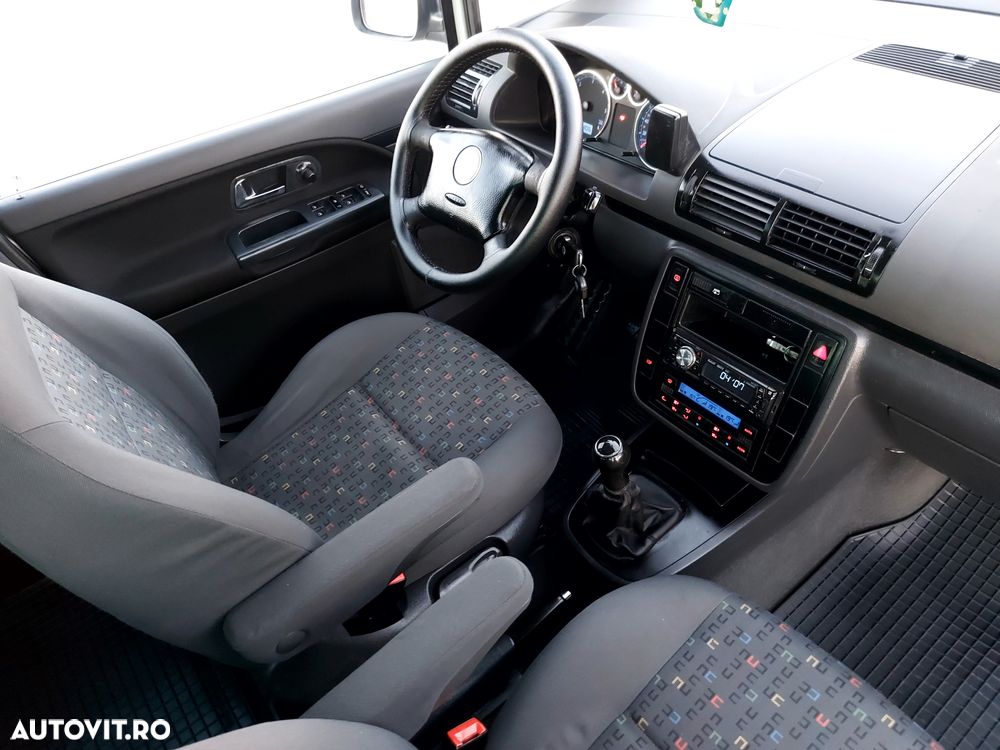 Volkswagen Sharan - 10