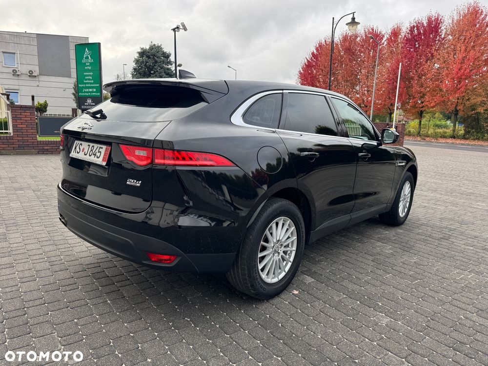 Jaguar F-Pace - 9