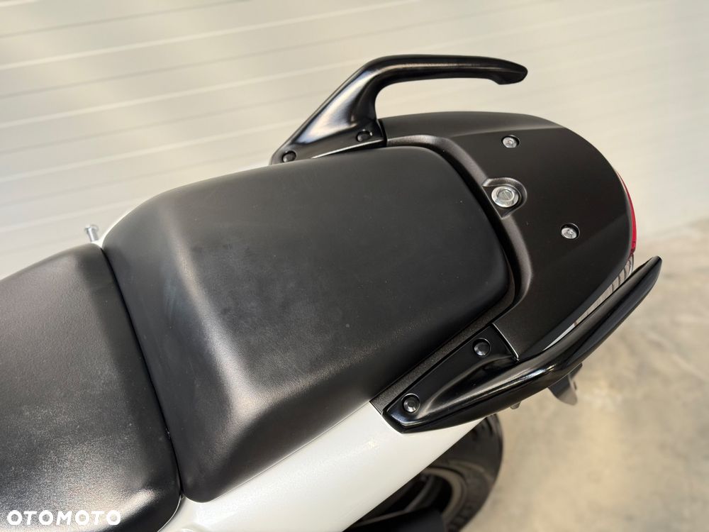 Honda CBF - 33